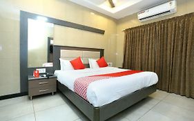 Oyo 18808 Hotel Rsn International