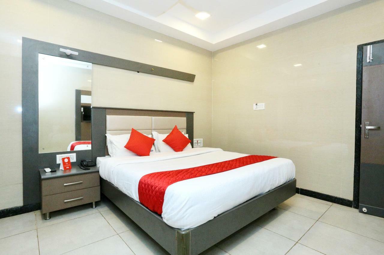 Oyo 18808 Hotel Rsn International Rameshwaram Exterior photo